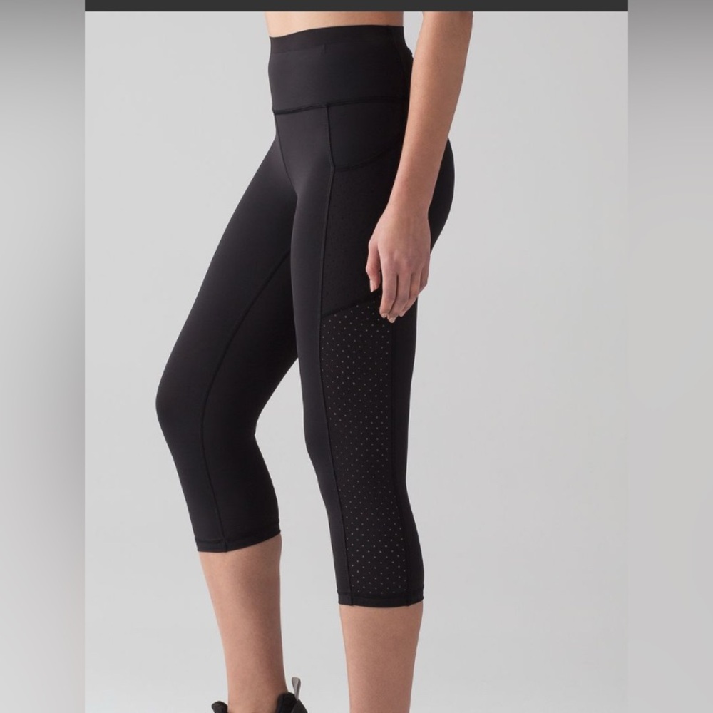 Lululemon Mind Over Miles Crop Black High-Waisted Leggings pants crop